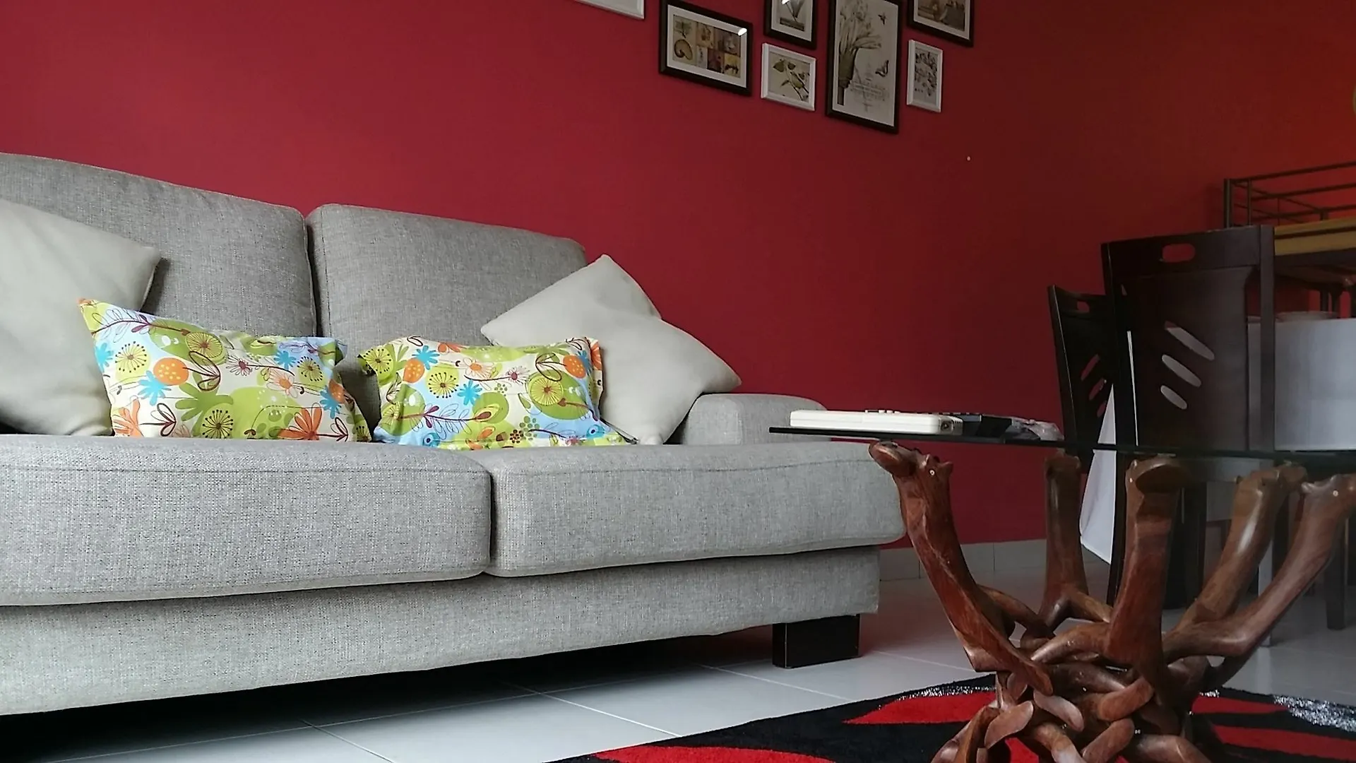 Apartment Family Suite@Desa Tebrau *Ikea *Aeon *Tesco *Hero Johor Bahru Malaysia