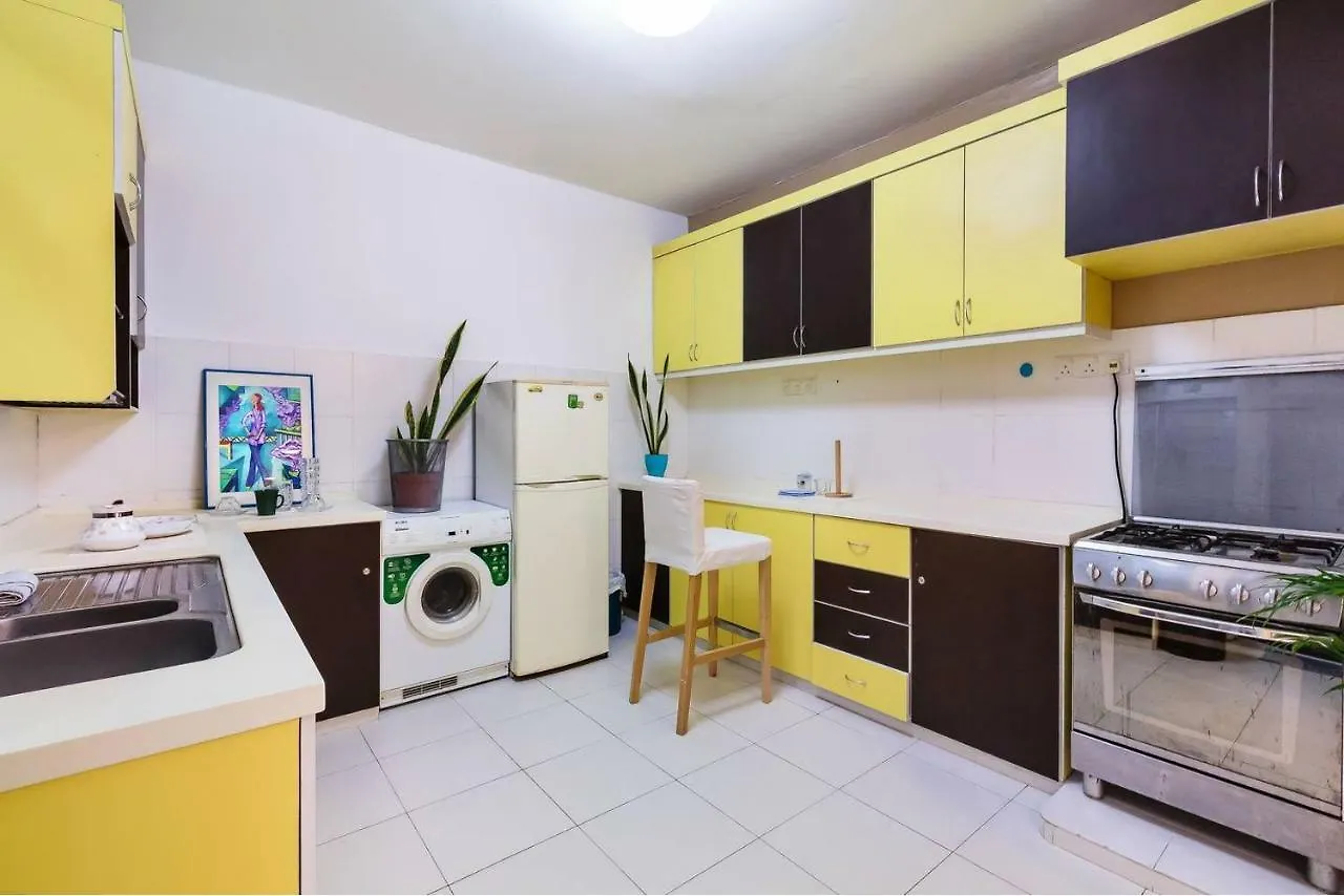 Apartment Family Suite@Desa Tebrau *Ikea *Aeon *Tesco *Hero Johor Bahru